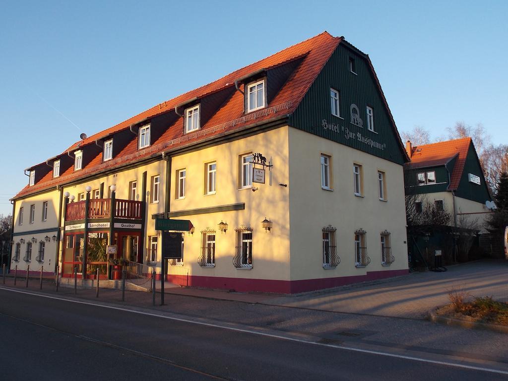 Gasthof Und Landhotel Zur Ausspanne Klipphausen ภายนอก รูปภาพ